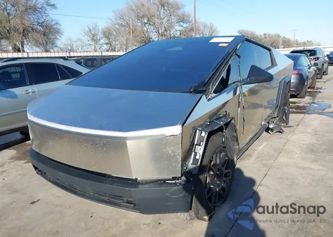 2024 Tesla Cybertruck All-Wheel Drive z USA, uszkodzony, nr VIN 7G2CEHED5RA048417